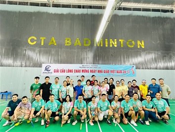 Ấn tượng Giải cầu lông chào mừng Ngày Nhà giáo Việt Nam 20/11