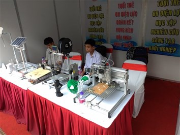 Tuổi trẻ Đại học Điện Lực tham gia triển lãm các sản phẩm, ý tưởng sáng tạo trong Sinh viên Thủ đô