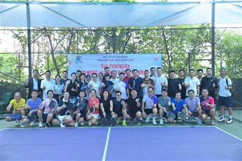 Sôi nổi Giải Pickleball EPU 2025 hướng tới kỷ niệm Ngày Nhà giáo Việt Nam