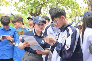 Đẩy mạnh công tác tuyển sinh, hỗ trợ định hướng nghề nghiệp cho học sinh Trường THPT Lục Nam và Trường THPT Lý Nhân Tông (Bắc Ninh)