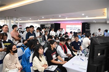 Sôi nổi và bổ ích tại Hội chợ việc làm WAKAYAMA - Nhật Bản dành cho sinh viên EPU