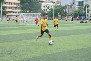 EPU khởi đầu ấn tượng tại Giải bóng đá cán bộ, viên chức khu vực Hà Nội năm 2025