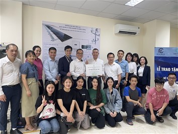 Lễ trao tặng hệ thống điện mặt trời công suất 6,16kWp của Công ty TNHH Năng lượng Bền vững Việt Nga cho Trường Đại học Điện lực