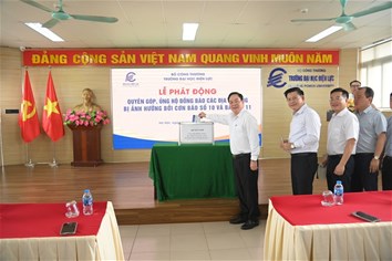 Hàng trăm triệu đồng và nhiều hoạt động ý nghĩa chia sẻ với đồng bào bị thiệt hại bởi bão lũ
