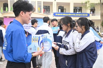 Đồng hành cùng học sinh Bắc Giang tại Ngày hội tư vấn hướng nghiệp 2025