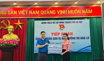 Tuổi trẻ Trường Đại học Điện lực quyên góp ủng hộ đồng bào bị thiệt hại do cơn bão số 3