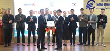 Lễ ký kết thỏa thuận hợp tác giữa Trường Đại học Điện lực và Quỹ Tâm Tài Việt