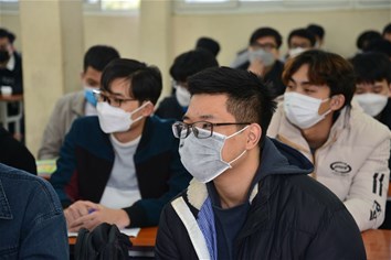 Tập trung quản lý, chăm sóc sinh viên mắc Covid-19