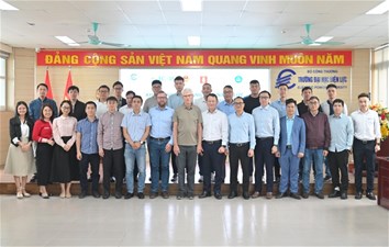 Khai giảng khóa đào tạo nâng cao năng lực kiểm toán viên năng lượng tại Trường Đại học Điện lực